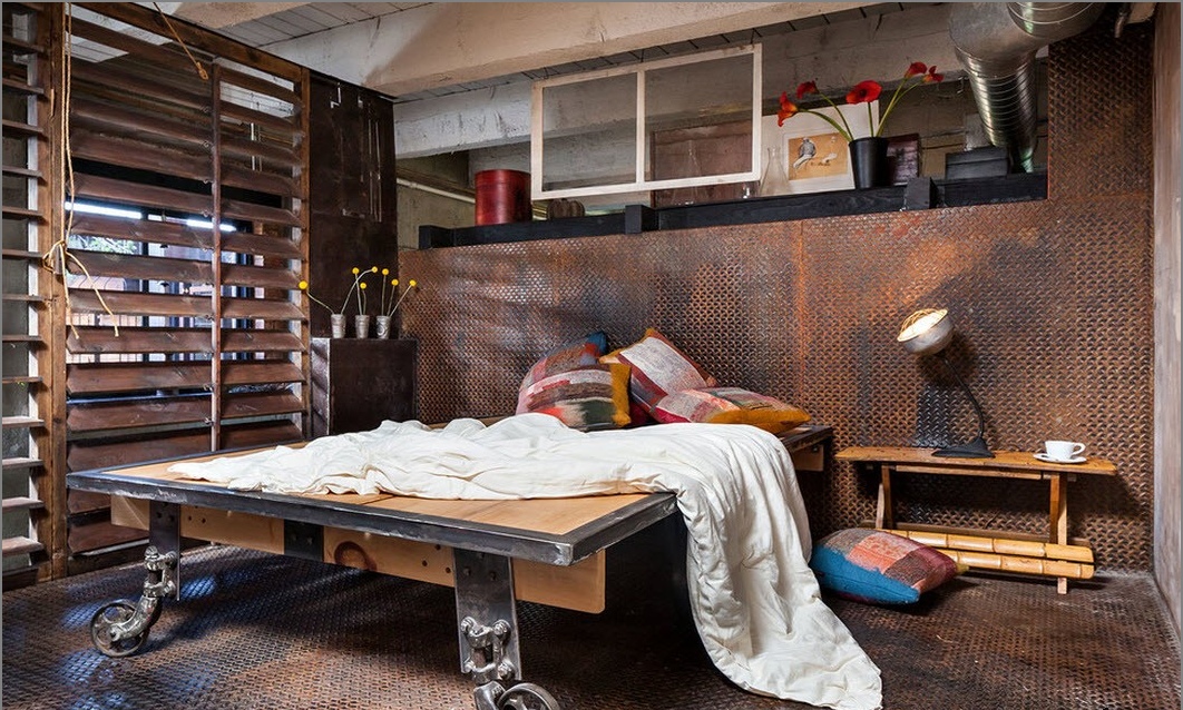 Loft stílusú ágy kerekekre