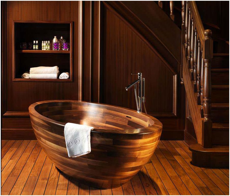 дървена вана в класически стил