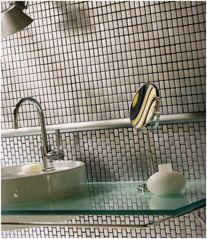 мозайка в интериора на банята