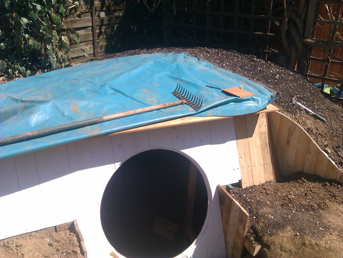 The roof is covered with waterproofing.