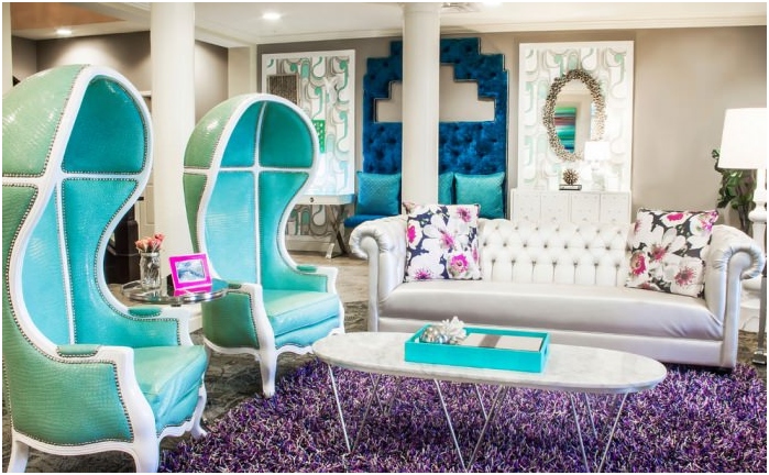 turquoise kleuren in het interieur van de woonkamer