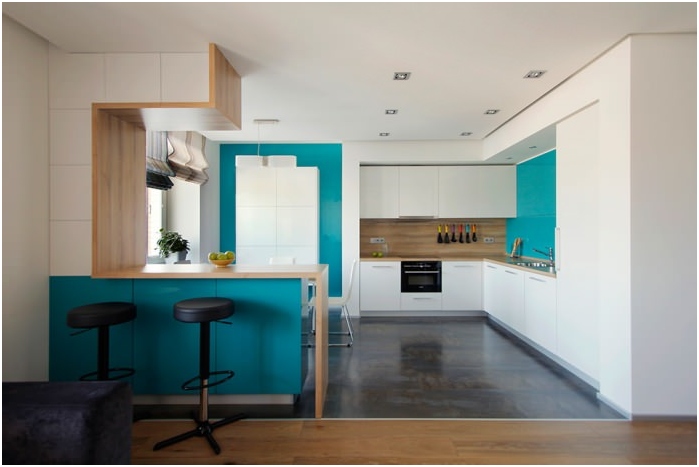 keuken interieur met een bar in turquoise kleuren