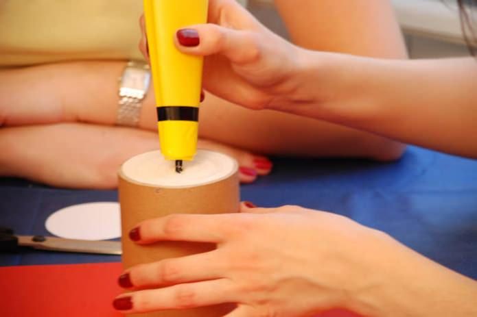 hur man gör en pennahållare med dina egna händer
