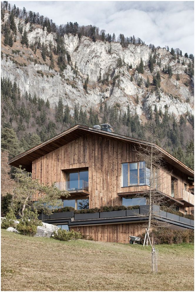 صورة لمنزل في الجبال