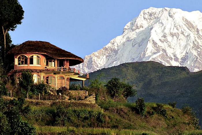 Luxueux manoir avec vue sur l'Himalaya.