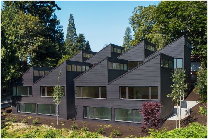 A house in which residents cannot look through each other's windows