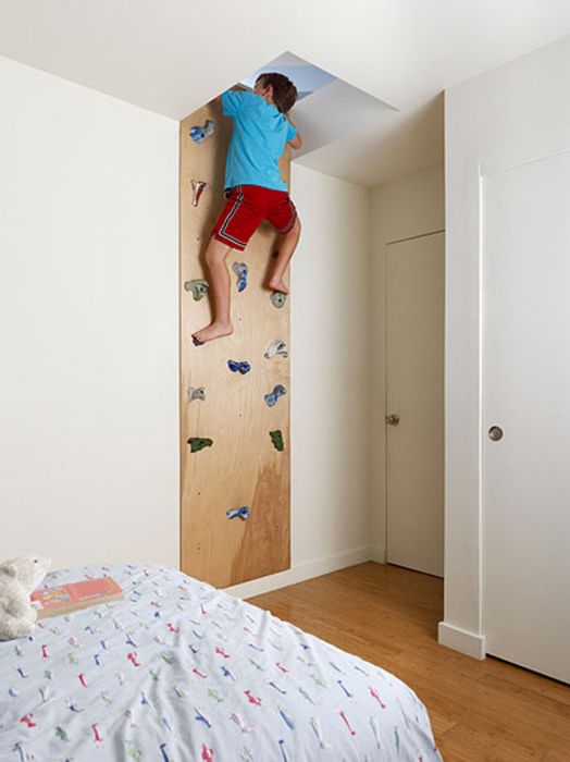 Climbing room.