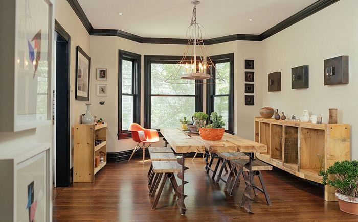 Original dining room chandelier by McIntosh Poris Associates