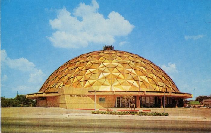 Spectacular view of the geodesic dome.