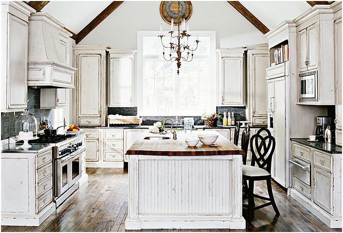 مطبخ داخلي من قبل Harrison Design Associates