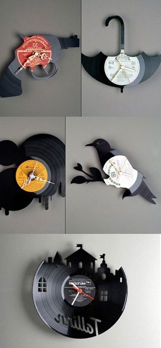Hodiny vyrobené z vinylových platní.