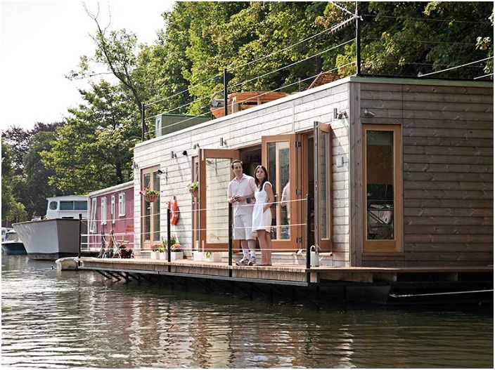 Casa flutuante de EcoFloat.