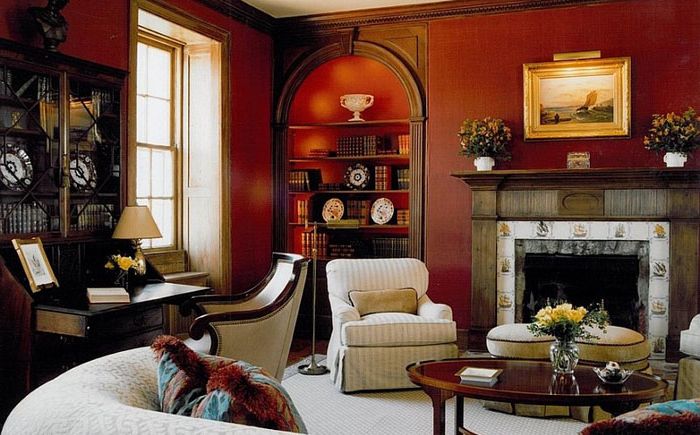 Classic living room in red