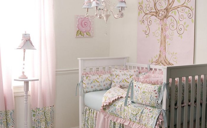 Elegant kids bedroom by Carousel Designs