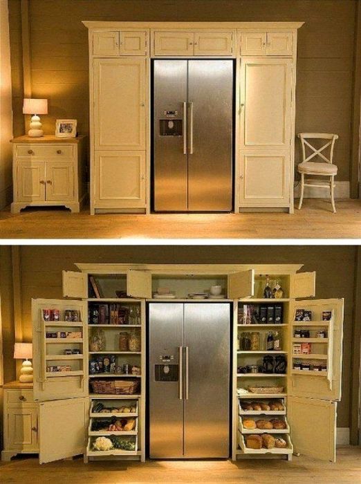 Хладилник комбиниран с килер.