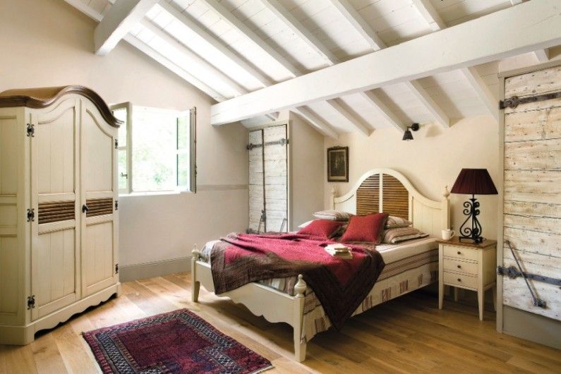 Provence-tyylinen makuuhuone