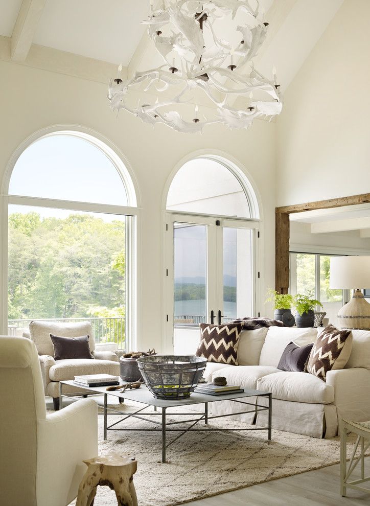 Arches in the interior of a house or apartment