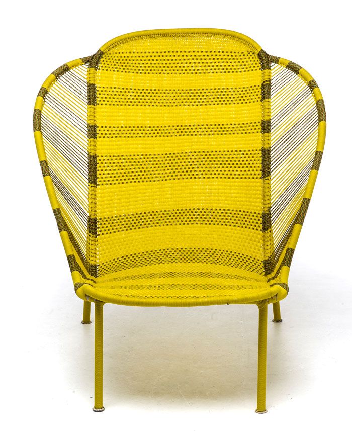 الأثاث الريفي في الهواء الطلق: كرسي الأريكة الصفراء الزاهية - الصورة 2