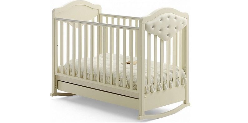 كيفية اختيار سرير الطفل المناسب