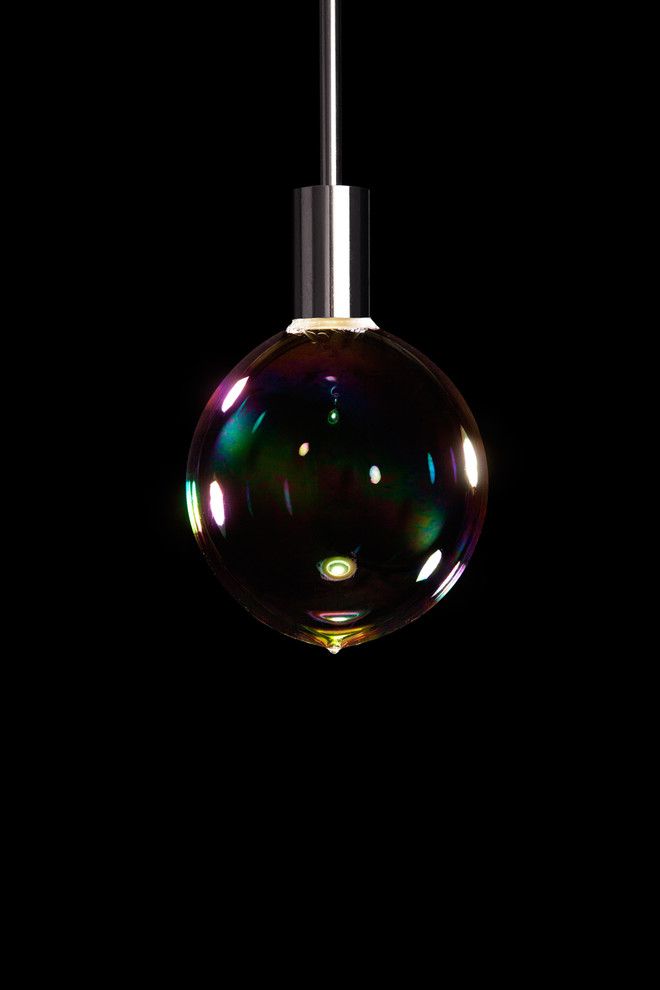 Креативная лампа Surface Tension от Front for Booo в форме мыльного пузыря