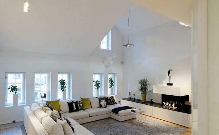 Създаването на хол под таванското помещение е може би един от най-добрите варианти при декориране на дом.