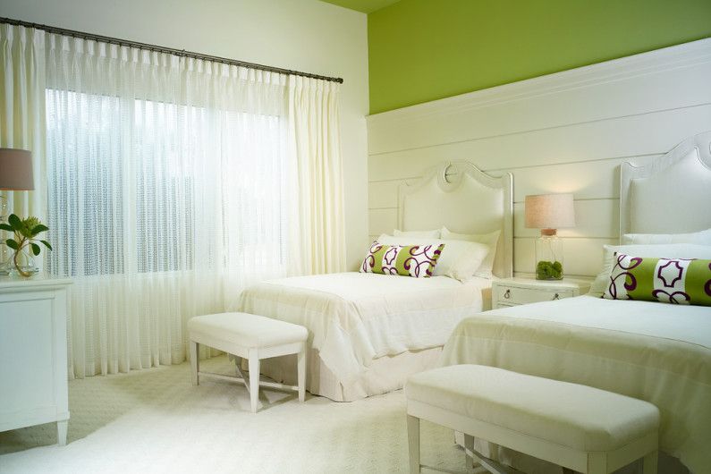 Спалня в зелено