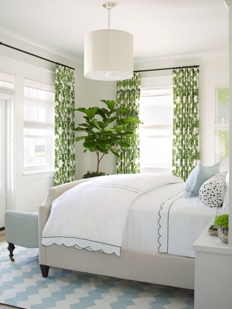 Bedroom in green