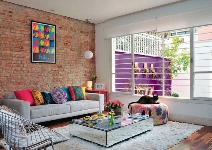 Vynikající řešení pro vybavení obývacího pokoje zdí z rafinovaného zdiva.