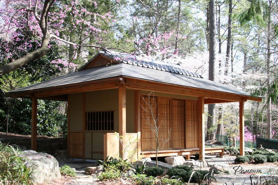 Houses In Japanese Style Exterior And Design Of The Site Garden And Courtyard In The Photo