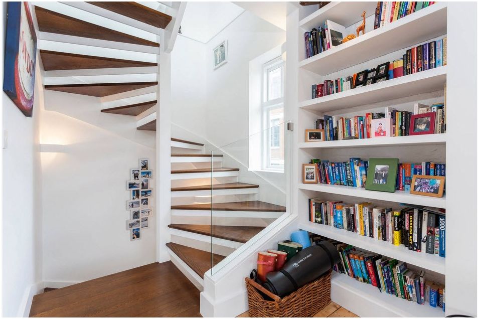 Spiral staircase: a graceful design element in your home