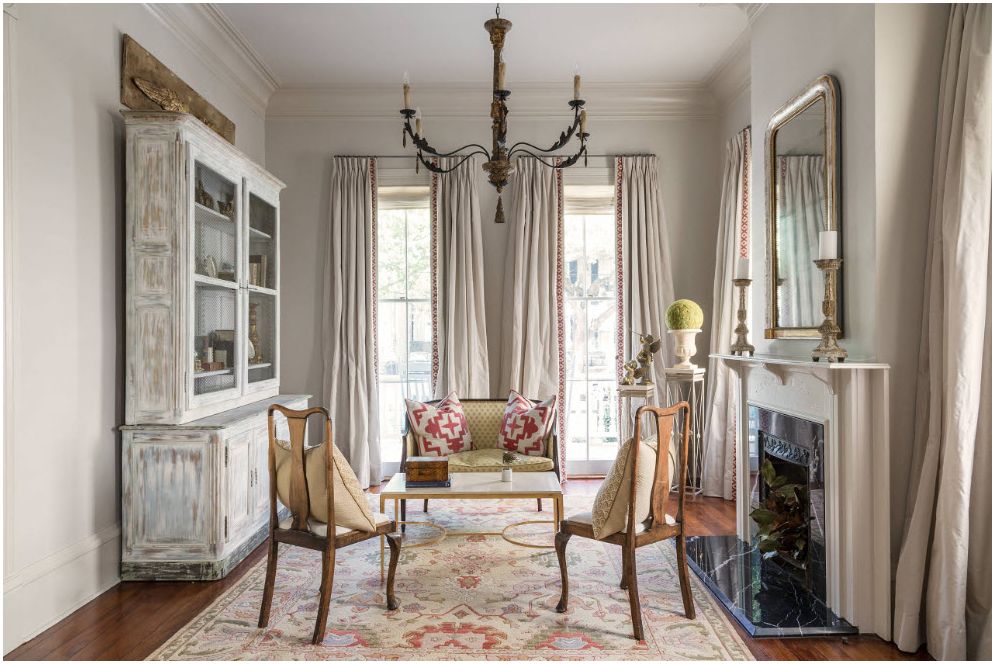 Curtains in the living room of 2019: current models and colors