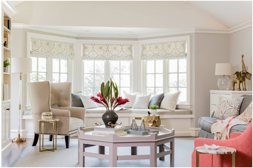 Curtains in the living room of 2019: current models and colors